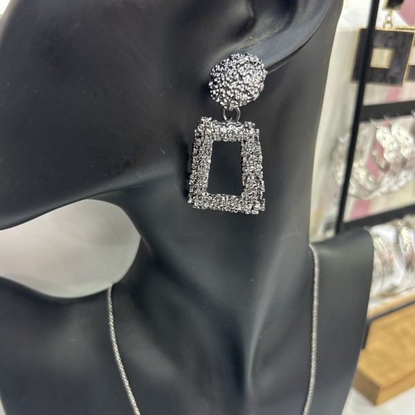 Boucles d'oreilles inspi gris anthracite petit format