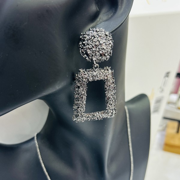 Boucles d'oreilles inspi gris anthracite grand format