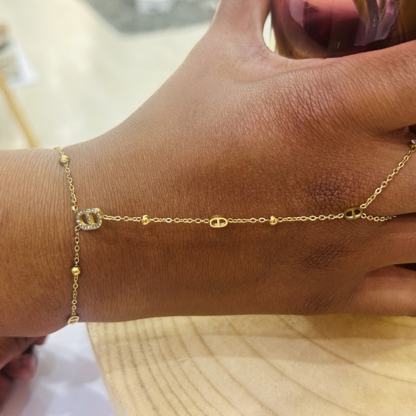 Chaine de main acier inoxydable or LAURINA