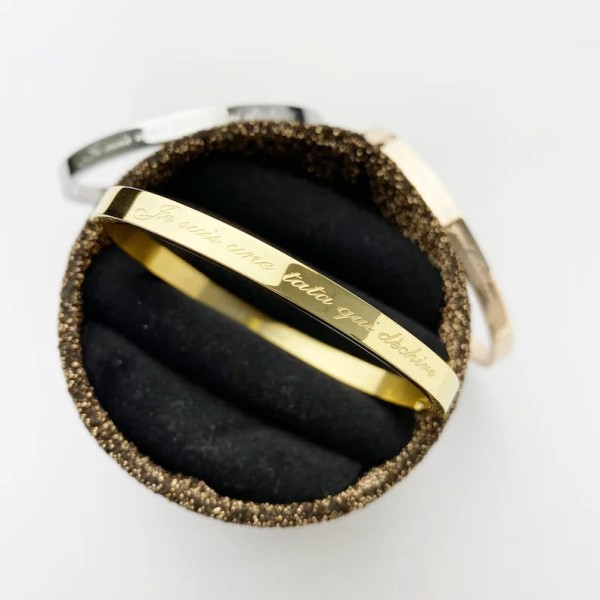 Bracelet Jonc or fin en acier inoxydable personnalisé "je suis une tata qui déchire"